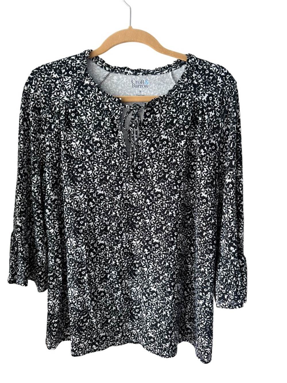 Croft & Barrow Black and White Floral Tie-Neck Women's Top Medium